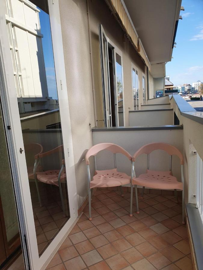 Casa Comisso Apartment Каорле Екстериор снимка