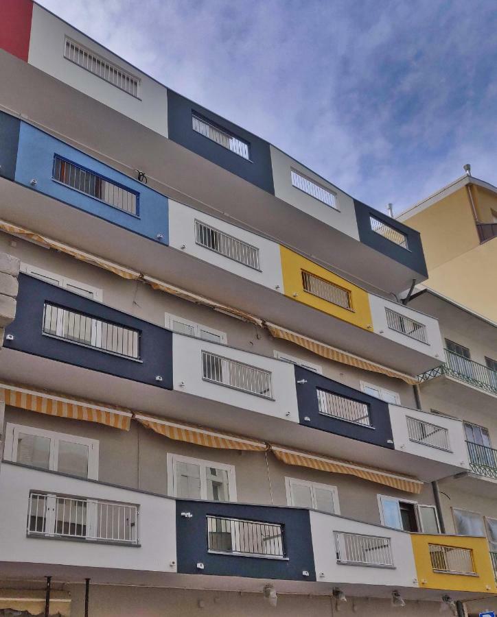 Casa Comisso Apartment Каорле Екстериор снимка