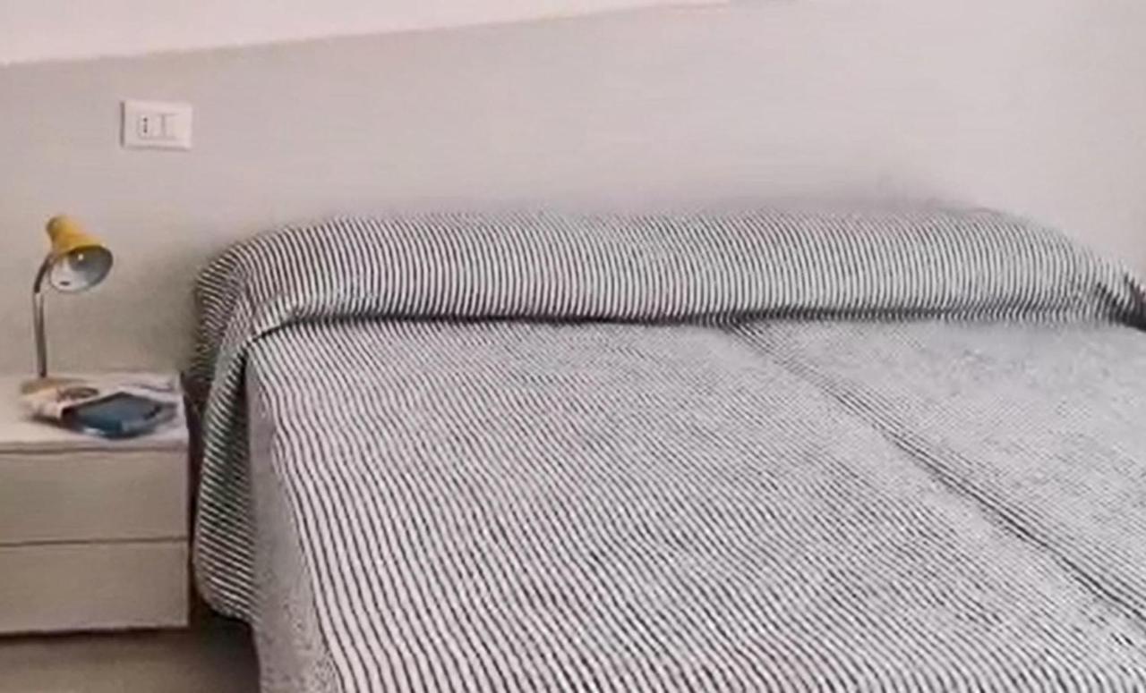 Casa Comisso Apartment Каорле Екстериор снимка
