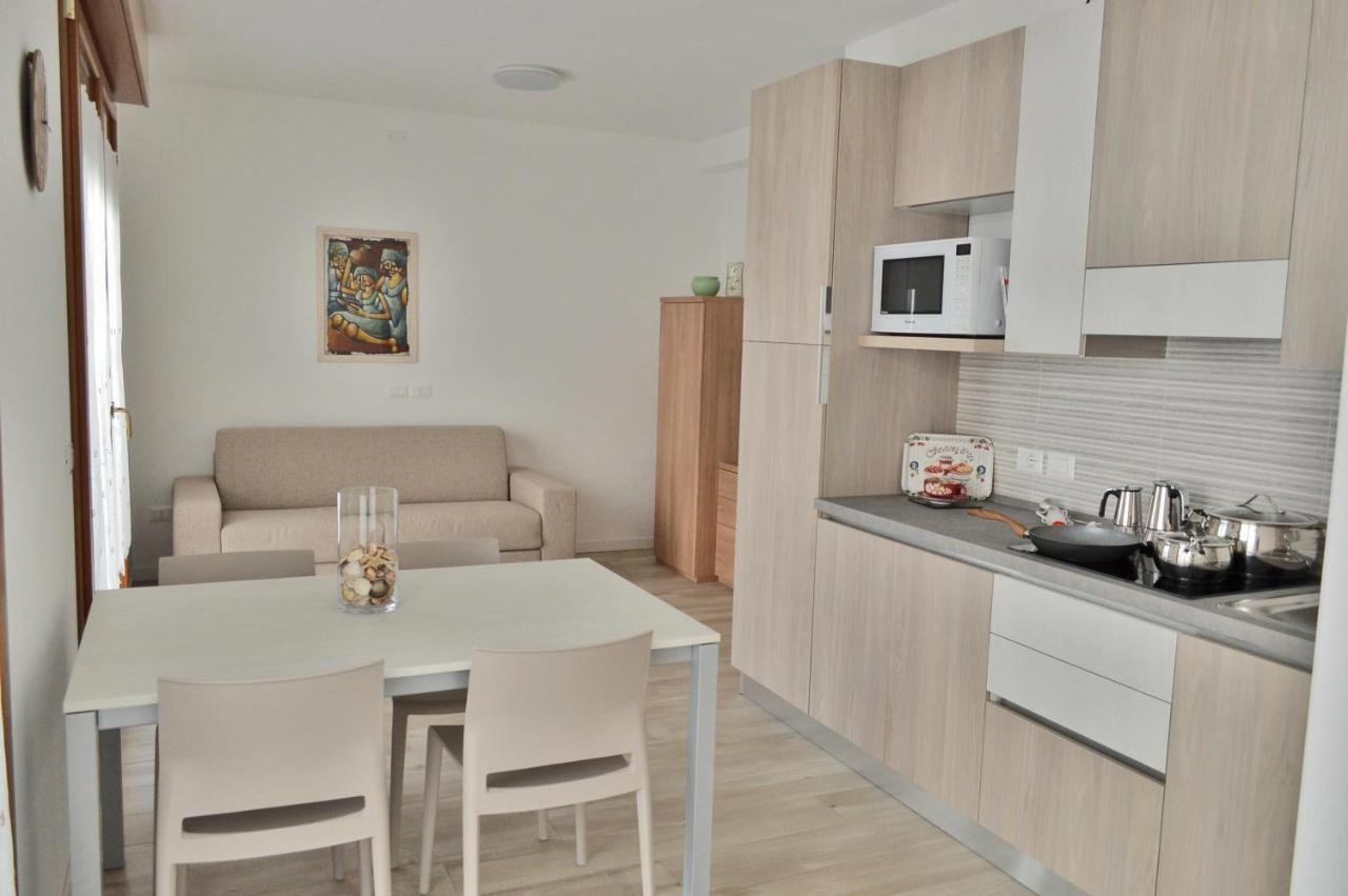 Casa Comisso Apartment Каорле Екстериор снимка