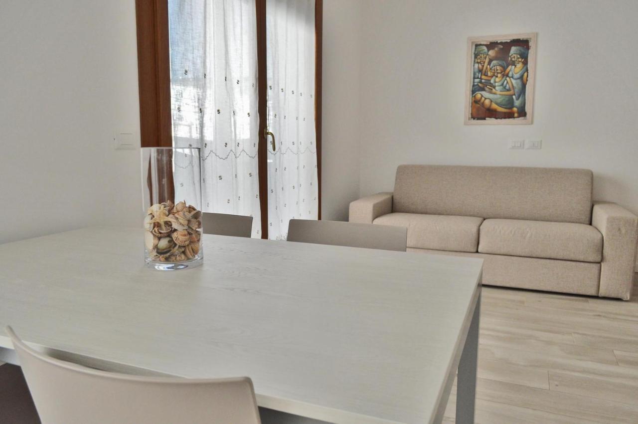 Casa Comisso Apartment Каорле Екстериор снимка